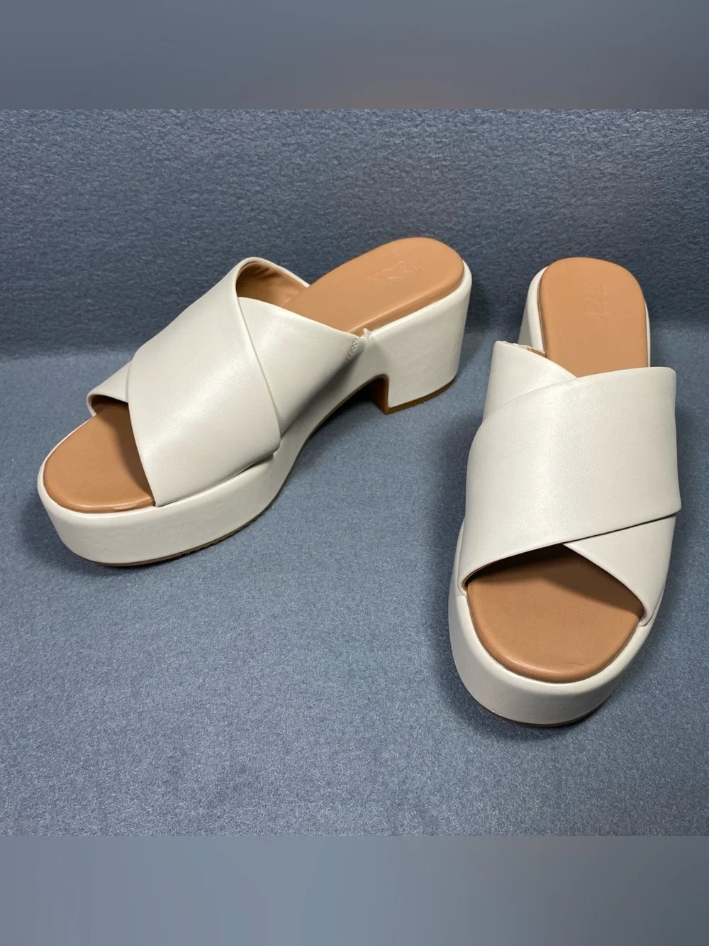 Nordstrom Chunky Heels Platform Beige Sandals, Y2K Inspired Edgy, Women’s Sz 9 M